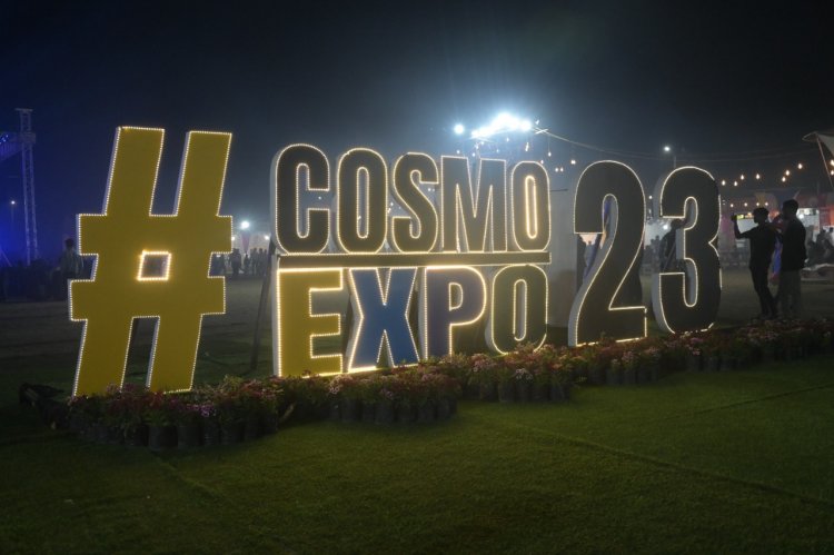 *कास्मो एक्सपो 2023: छत्तीसगढ़ सरकार की फ्लैगशिप योजनाओं पर लगायी गई है छायाचित्र प्रदर्शनी