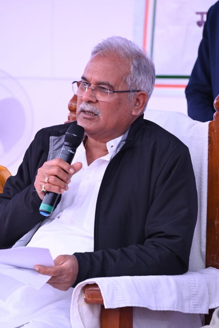 *छत्तीसगढ सरकार आवास योजना के पात्र हितग्राहियों को पक्के आवास उपलब्ध कराने स्वयं नवीन सर्वे कराएगी - मुख्य्मंत्री भूपेश बघेल*