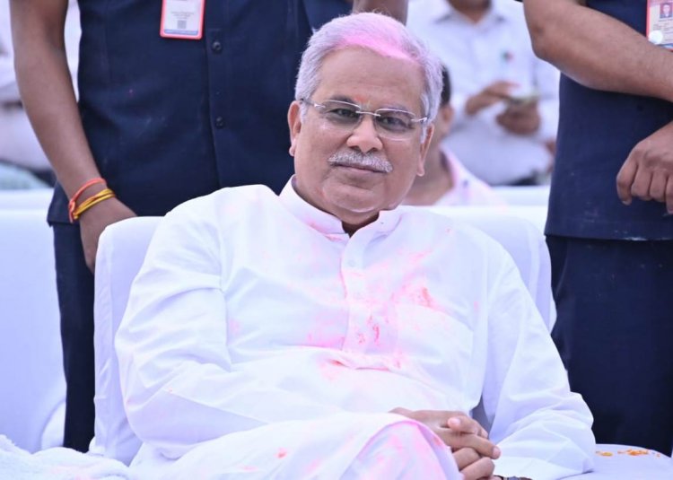 *अनियमित कर्मचारियों की नाराजगी पर सीएम बघेल का बड़ा बयान, कहा- विभागों से जानकारी मिलने के बाद*