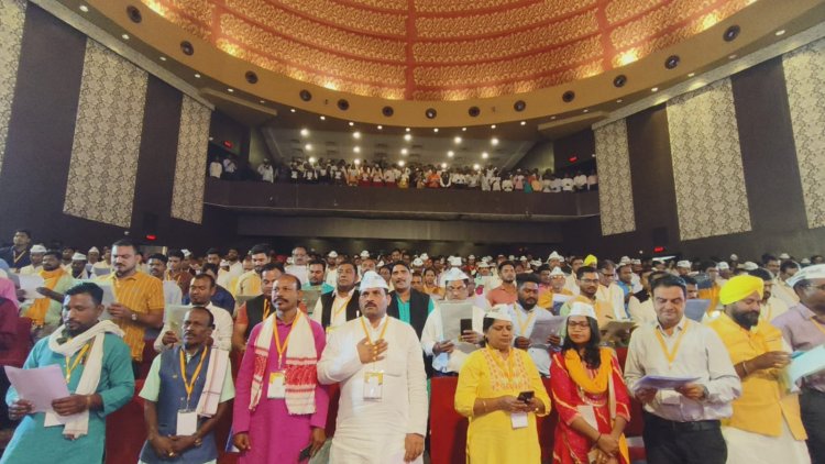 *'आप' के शपथ ग्रहण समारोह का हुआ आयोजन, राष्ट्रीय संगठन महामंत्री डॉ. संदीप पाठक ने दिलाई नवनियुक्त पदाधिकारियों को शपथ*