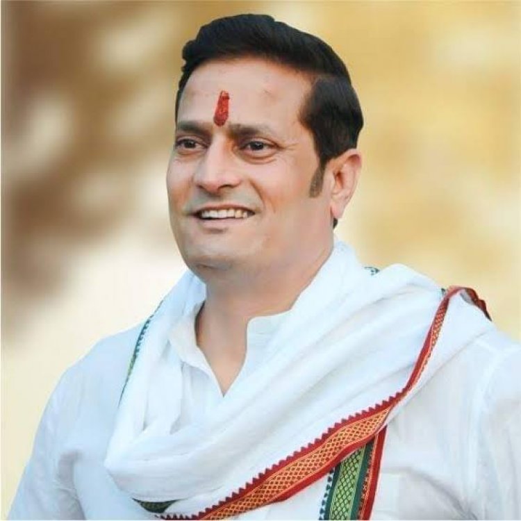 *बौखला गई है मोदी सरकार कर रही है आम जनता पे अत्याचार - विकास उपाध्याय*