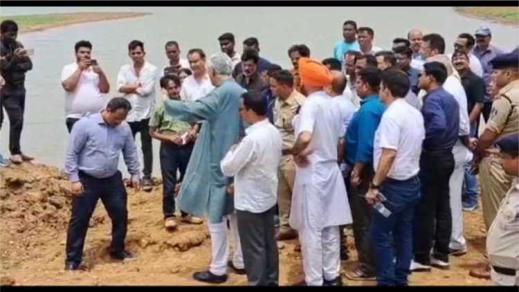 डिप्टी सीएम  टी एस सिंह देव  बाकी डेम पहुंचे और डेम का निरिक्षण किया