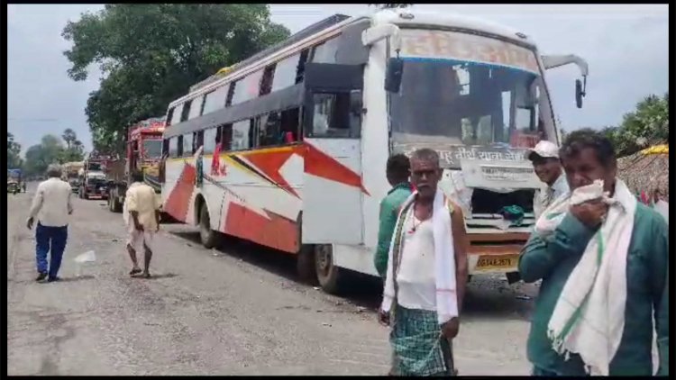 सुकमा लगातर बारिश से जन जीवन अस्त व्यस्त NH 30 -48 घण्टो से जाम